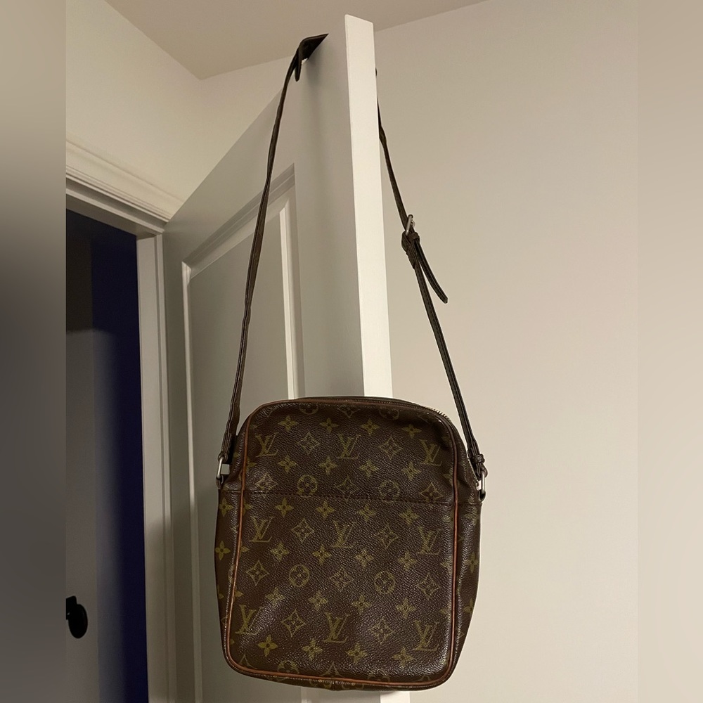 Louis Vuitton Brown Monogram Crossbody Bag - Picture 3 of 12
